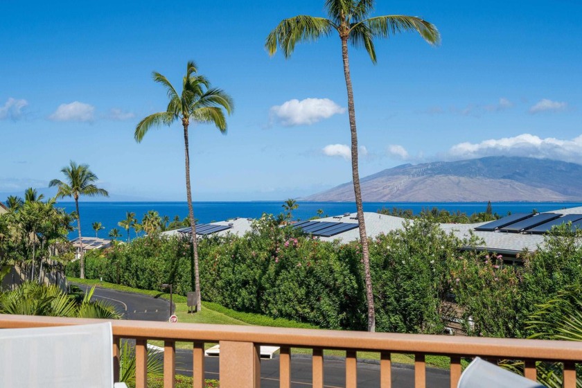 Perched at the top of Maui Kamaole affords this condo a very - Beach Condo for sale in Kihei, Hawaii on Beachhouse.com