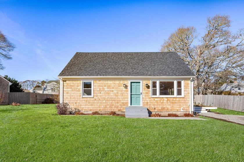 Move right in and start enjoying this beautifully updated Cape - Beach Home for sale in Centerville, Massachusetts on Beachhouse.com