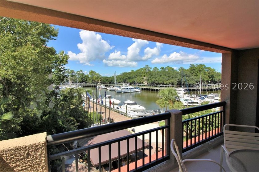 Direct Harbourfront View! What are you waiting for? Come own a - Beach Home for sale in Hilton Head Island, South Carolina on Beachhouse.com