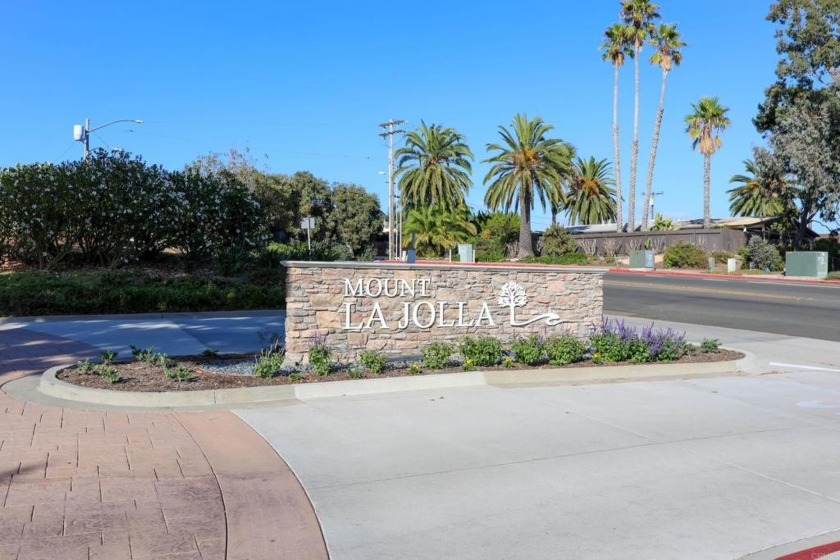 Welcome to this stunning fully remodeled home, where modern - Beach Condo for sale in La Jolla, California on Beachhouse.com