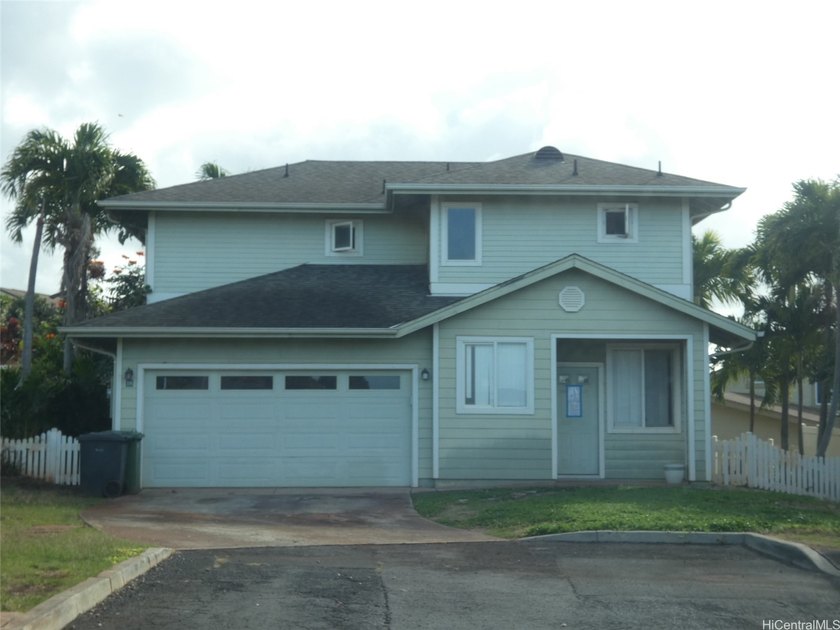 This Single Family Home offers three comfortable bedrooms and - Beach Home for sale in Kapolei, Hawaii on Beachhouse.com
