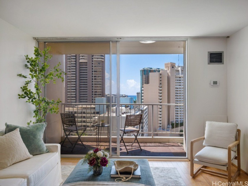 Live above it all--where home and local business charm meet - Beach Condo for sale in Honolulu, Hawaii on Beachhouse.com