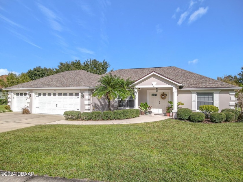 Welcome to your dream home in the highly sought-after Hunters - Beach Home for sale in Ormond Beach, Florida on Beachhouse.com