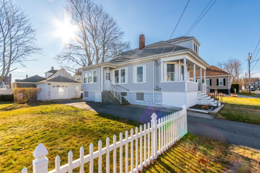 Tucked away on a dead end street is this adorable 2 bedroom/1 - Beach Home for sale in New Bedford, Massachusetts on Beachhouse.com