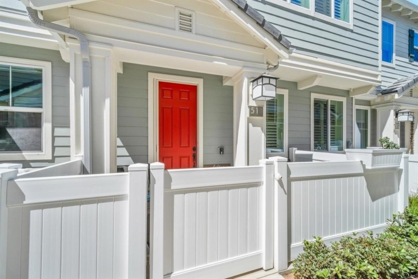 Wonderful coastal living at its finest! Located in the heart of - Beach Townhome/Townhouse for sale in Imperial Beach, California on Beachhouse.com