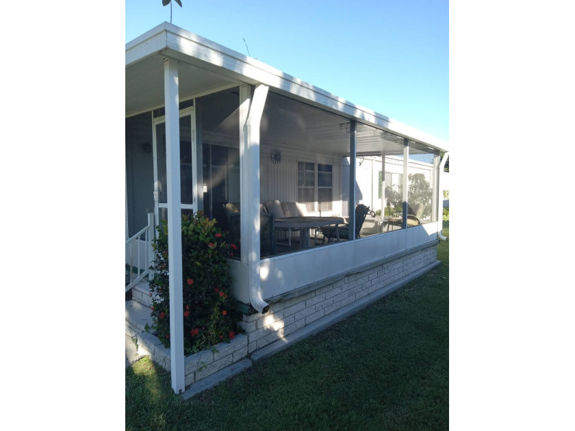 This home has a great big open yard !!!  Has two large screened - Beach Home for sale in Vero Beach, Florida on Beachhouse.com