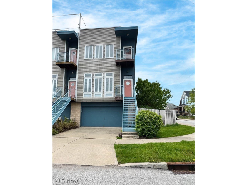 6608 Father Caruso Dr - Beach Townhome/Townhouse for sale in Cleveland, Ohio on Beachhouse.com