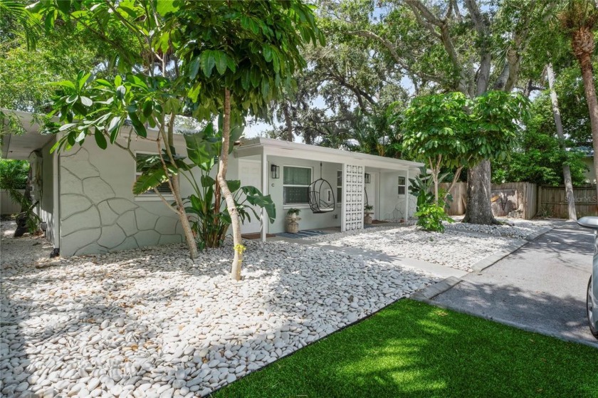 A rare opportunity to own a 4-unit property in the most - Beach Townhome/Townhouse for sale in Dunedin, Florida on Beachhouse.com