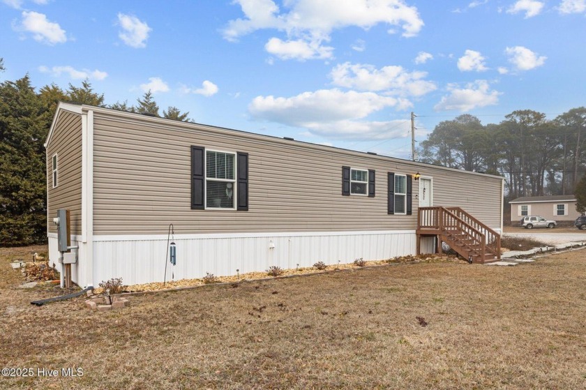 Are you ready to find your dream home? This charming 2022 mobile - Beach Home for sale in Newport, North Carolina on Beachhouse.com