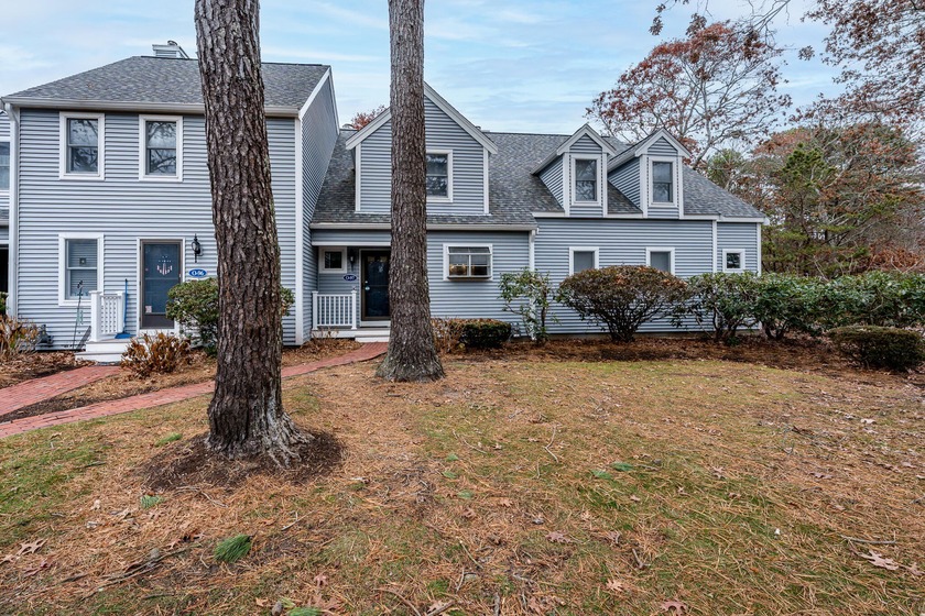 Welcome to Deer Crossing - The beautifully maintained & - Beach Condo for sale in Mashpee, Massachusetts on Beachhouse.com