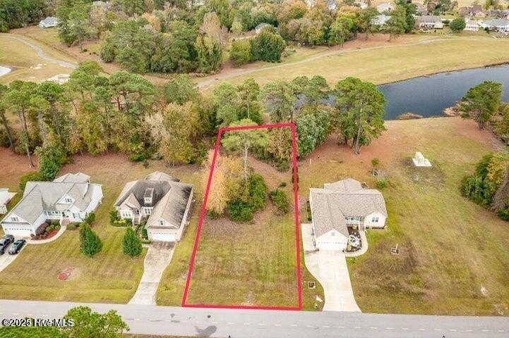 Build to Suit! Spectacular Pond Views! Build your Dream Home on - Beach Lot for sale in New Bern, North Carolina on Beachhouse.com