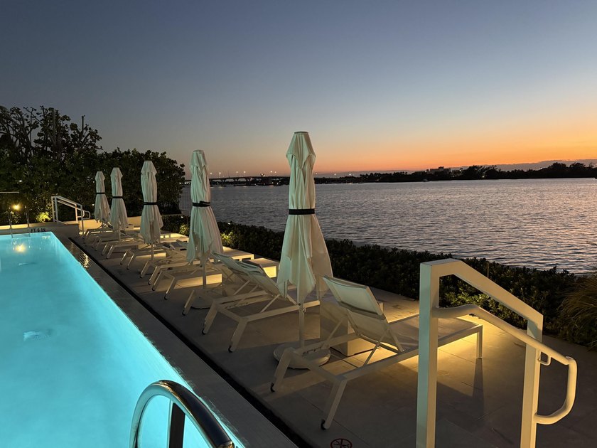 Beautifully and fully renovated, this Palm Beach residence - Beach Condo for sale in Palm Beach, Florida on Beachhouse.com