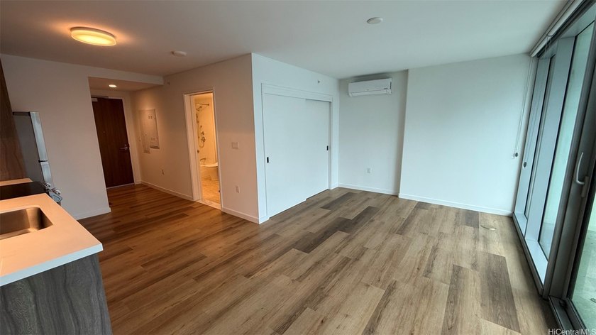 Welcome to this well-maintained unit at 1500 Rycroft Street - Beach Condo for sale in Honolulu, Hawaii on Beachhouse.com