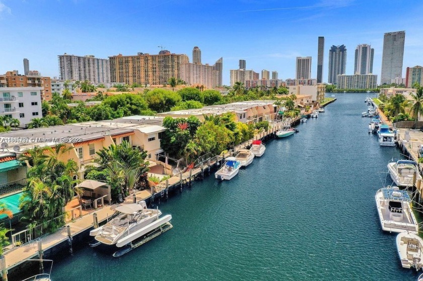 Fully remodeled waterfront townhouse in Eastern Shores with - Beach Condo for sale in North Miami Beach, Florida on Beachhouse.com