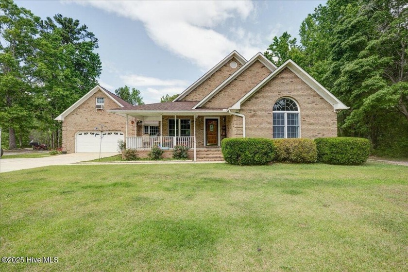 ***CHERRY BRANCH CHARMER***Beautiful 3-bedroom, 3-bathroom home - Beach Home for sale in Havelock, North Carolina on Beachhouse.com