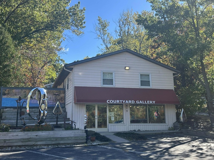 Unique Opportunity for business owner with 3 bedrooms, Kitchen - Beach Commercial for sale in New Buffalo, Michigan on Beachhouse.com