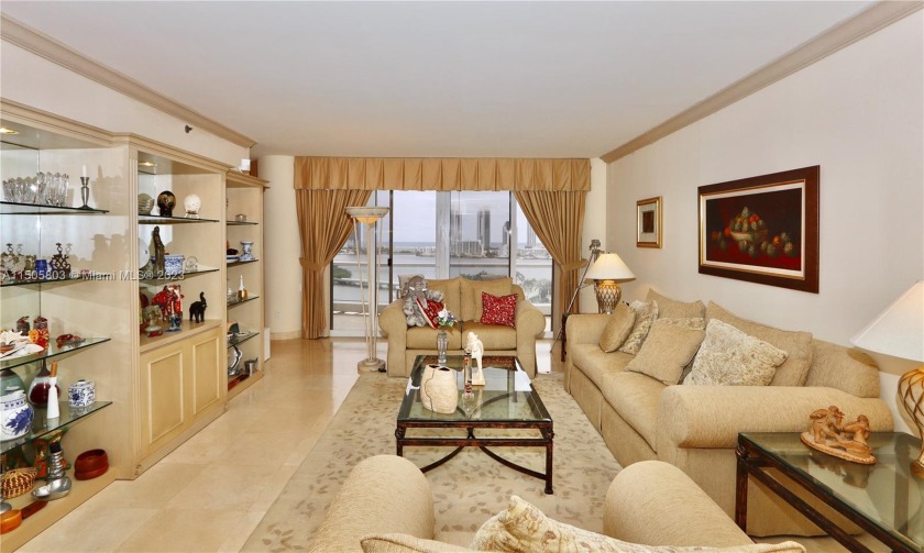 This 1754 sq ft apartment offers a practical yet comfortable - Beach Condo for sale in Aventura, Florida on Beachhouse.com