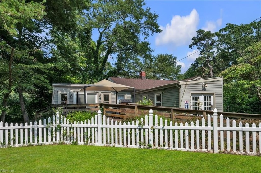 Charming Ranch with English Cottage Vibes Near the Beach!Tucked - Beach Home for sale in Norfolk, Virginia on Beachhouse.com