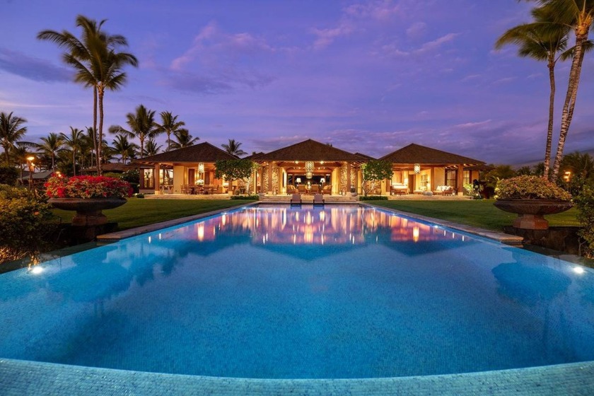 Welcome to Honu Estate, an embodiment of refined luxury and - Beach Home for sale in Kailua Kona, Hawaii on Beachhouse.com