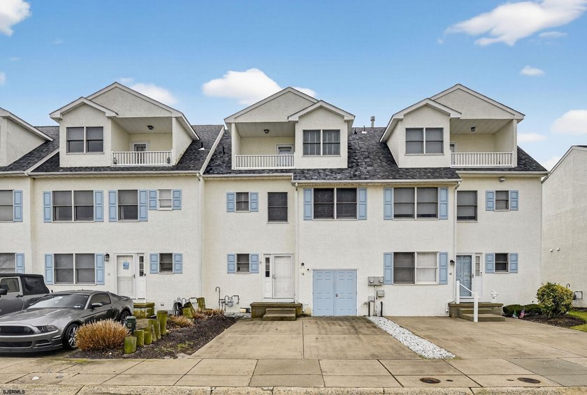Welcome to coastal living at its finest in the highly - Beach Townhome/Townhouse for sale in Brigantine, New Jersey on Beachhouse.com