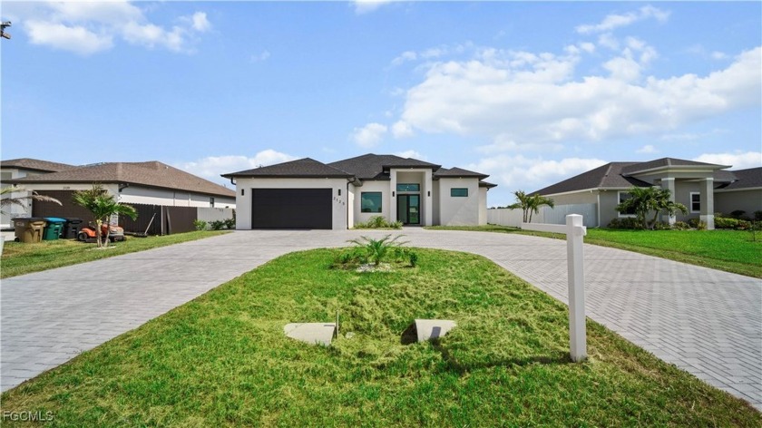 SW Cape Coral Waterfront Pool Home - SELLER VERY MOTIVATED.City - Beach Home for sale in Cape Coral, Florida on Beachhouse.com