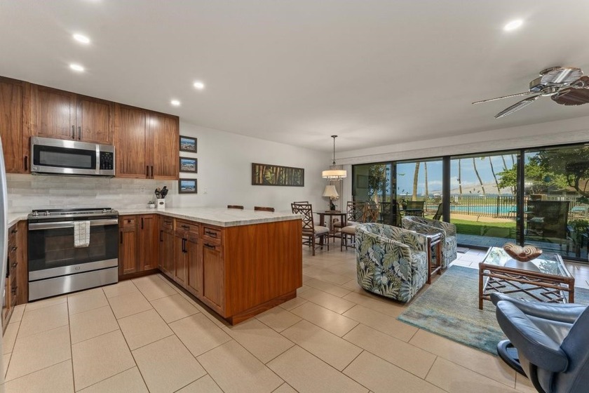 Enter this beach communities beautifully renovated condo steps - Beach Condo for sale in Kihei, Hawaii on Beachhouse.com