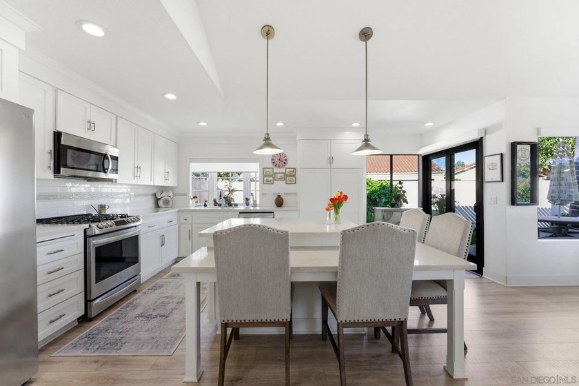 Perched on a scenic hilltop in the gated community of Chapala - Beach Condo for sale in San Diego, California on Beachhouse.com