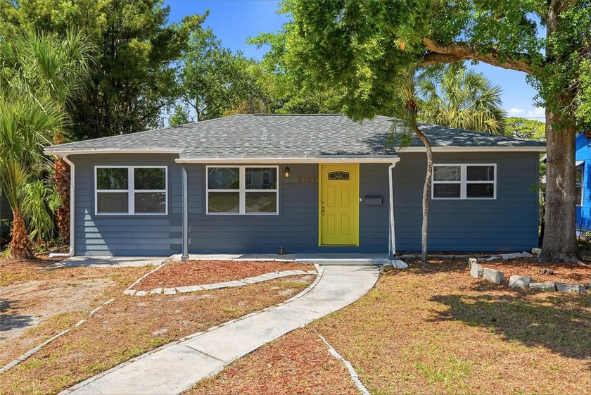 One or more photo(s) has been virtually staged. This beautifully - Beach Home for sale in St. Petersburg, Florida on Beachhouse.com