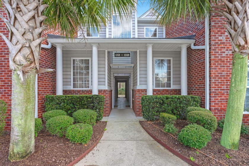 Welcome to this exquisite luxury condo located in the - Beach Home for sale in Mount Pleasant, South Carolina on Beachhouse.com