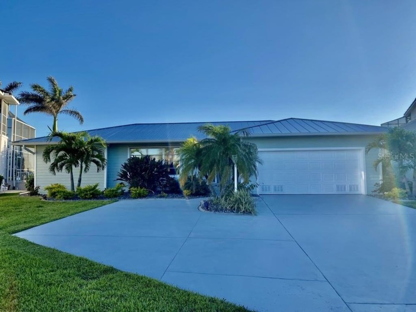 LOCATION, LOCATION, LOCATION. Spectacular views from this 3/2/2 - Beach Home for sale in Punta Gorda, Florida on Beachhouse.com