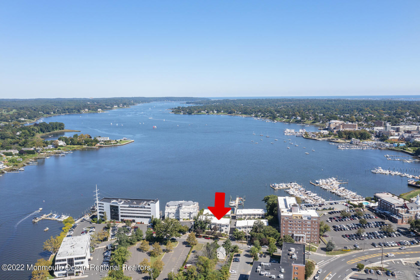 Wow, this newly renovated townhome with spectacular Navesink - Beach Townhome/Townhouse for sale in Red Bank, New Jersey on Beachhouse.com