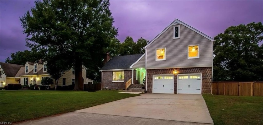 Absolutely stunning waterfront home - completely updated from - Beach Home for sale in Portsmouth, Virginia on Beachhouse.com