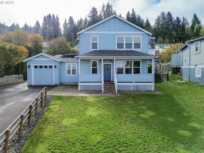 Enjoy Columbia River views from this quality built home that - Beach Home for sale in Astoria, Oregon on Beachhouse.com