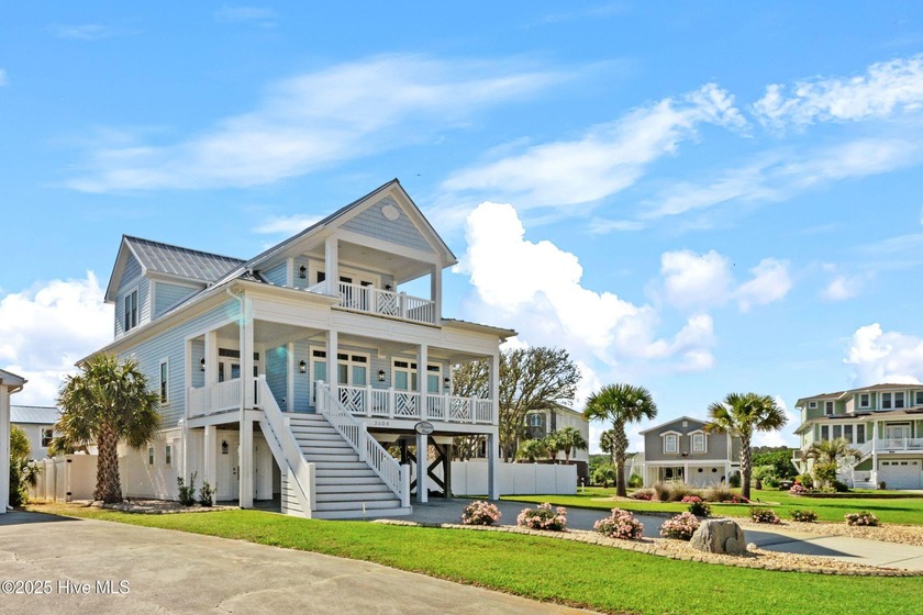 Welcome to Heaven Cent! Nestled in the quiet and secluded - Beach Home for sale in Oak Island, North Carolina on Beachhouse.com
