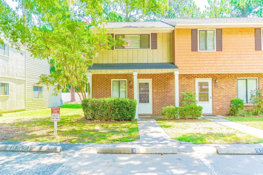 Welcome to this charming two-story townhome in the heart of - Beach Townhome/Townhouse for sale in Pawleys Island, South Carolina on Beachhouse.com