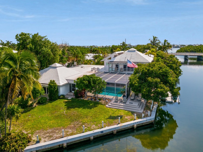 Welcome to the breathtaking estate at 1 Go Ln, Key West, FL! - Beach Home for sale in Key West, Florida on Beachhouse.com