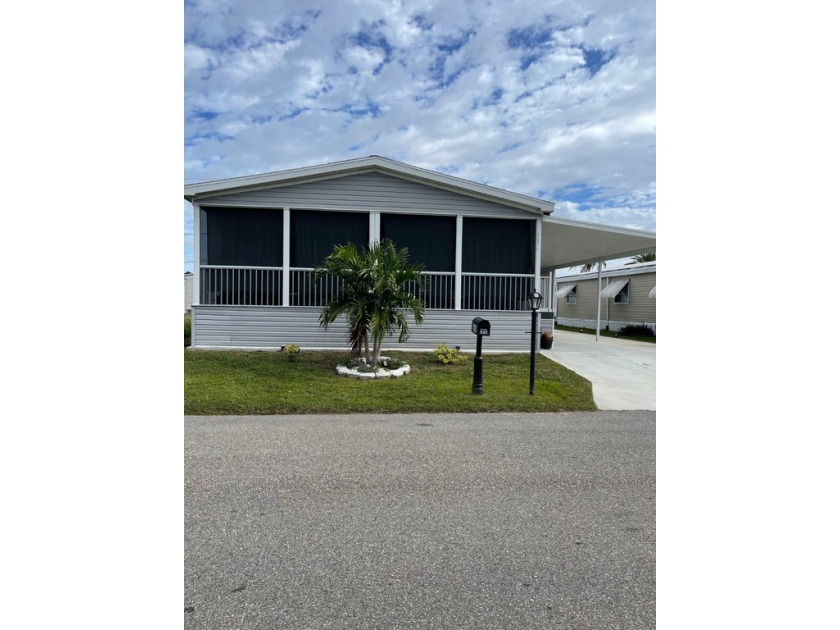 Beautiful Open Concept Home in Old Bridge Village is like new - Beach Home for sale in North Fort Myers, Florida on Beachhouse.com