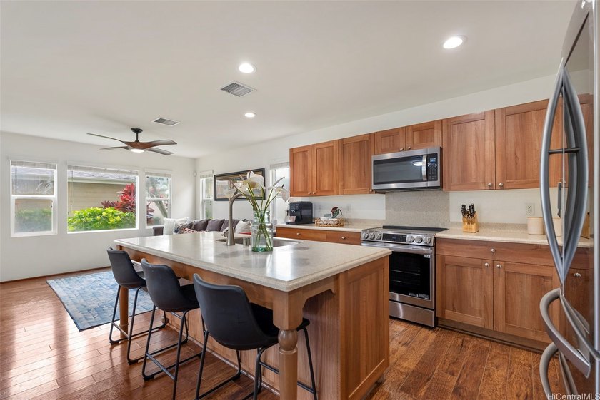 Welcome home to Kuapapa at Hoakalei! This pristine 4-bedroom - Beach Home for sale in Ewa Beach, Hawaii on Beachhouse.com
