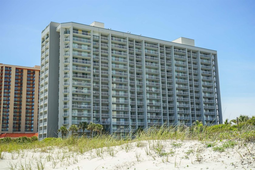 ***BE SURE TO WATCH THE VIRTUAL WALK-THRU VIDEO INCLUDED WITH - Beach Condo for sale in Myrtle Beach, South Carolina on Beachhouse.com