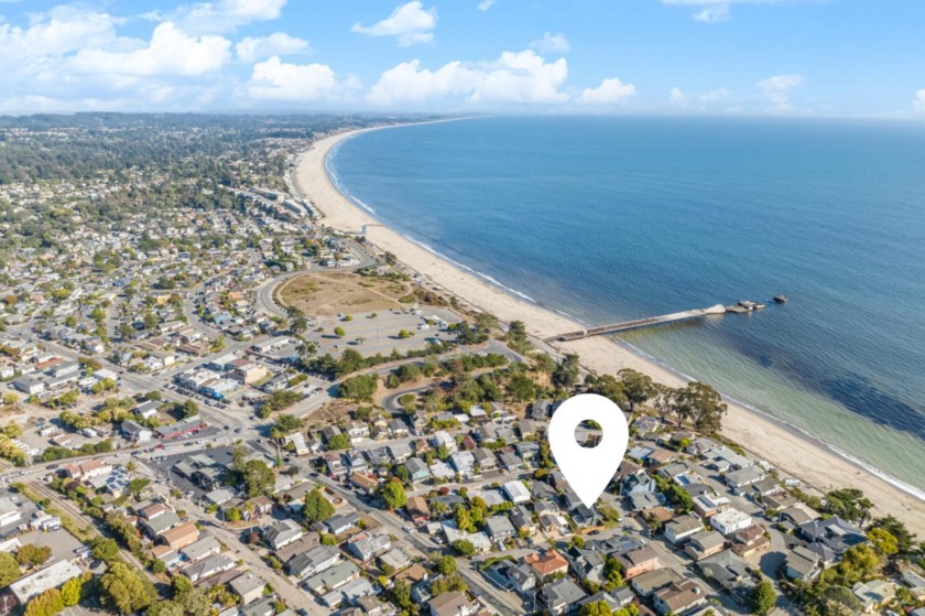 This completely updated Seacliff family home is a mere 350 feet - Beach Home for sale in Aptos, California on Beachhouse.com