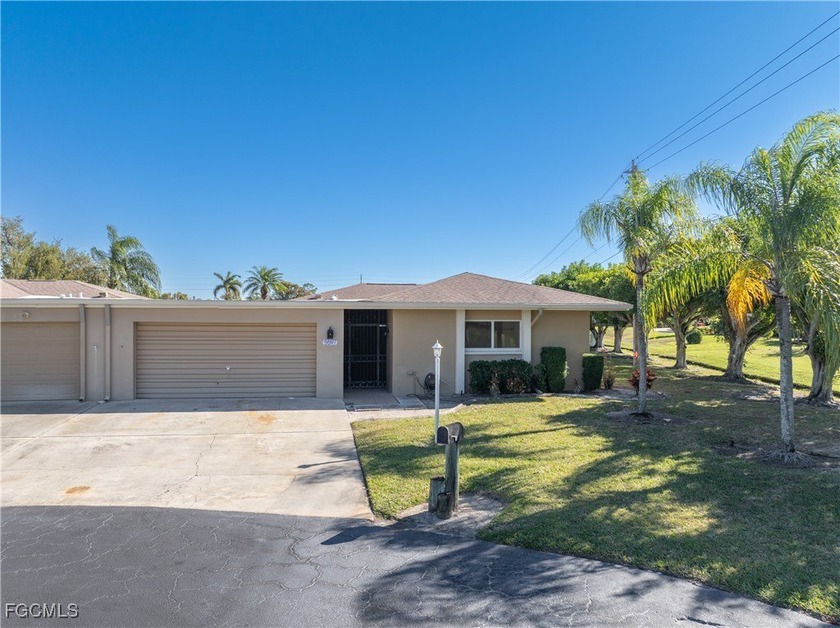 Welcome to 5597 Trellis Lane - a beautifully remodeled Southwest - Beach Home for sale in Fort Myers, Florida on Beachhouse.com