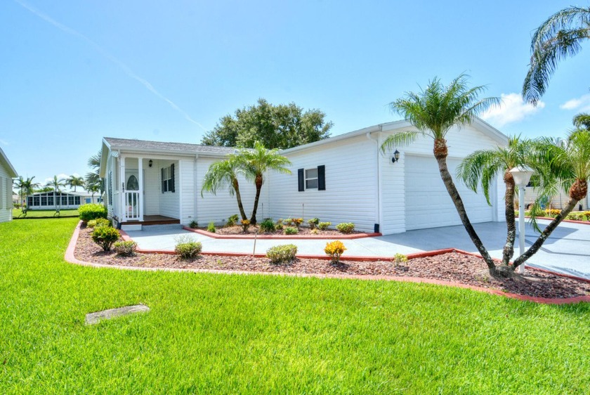 :Don't miss this amazing home on the water. 2019  Two bedroom - Beach Home for sale in Port Saint Lucie, Florida on Beachhouse.com