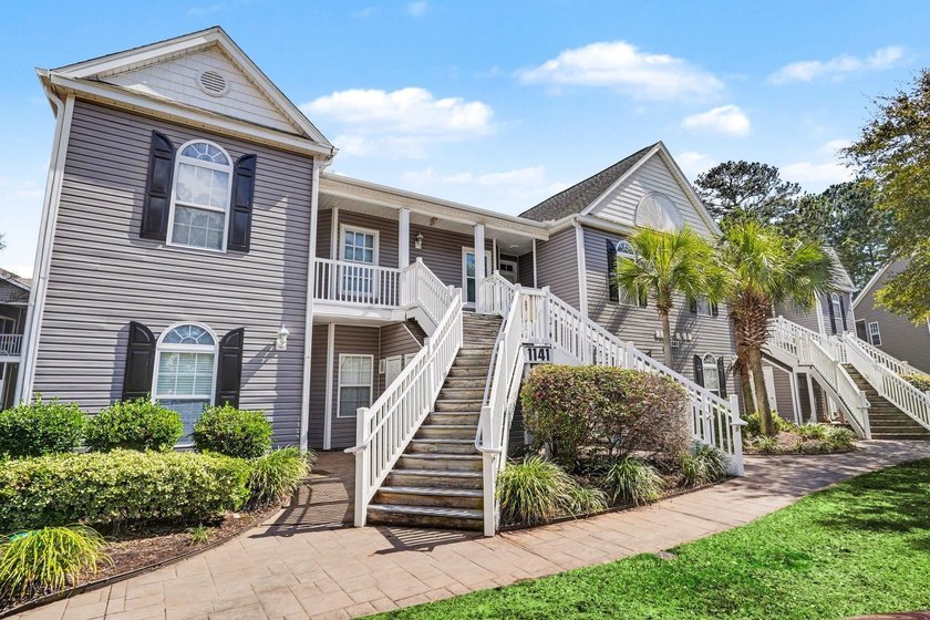 Top-floor, end unit in the gated Arrowhead community. This 3-bed - Beach Condo for sale in Myrtle Beach, South Carolina on Beachhouse.com