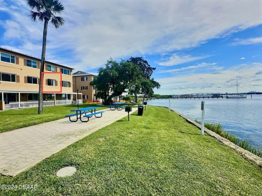 *Direct Riverfront 2 bedroom, 2 full bath, fully furnished condo - Beach Condo for sale in Daytona Beach, Florida on Beachhouse.com