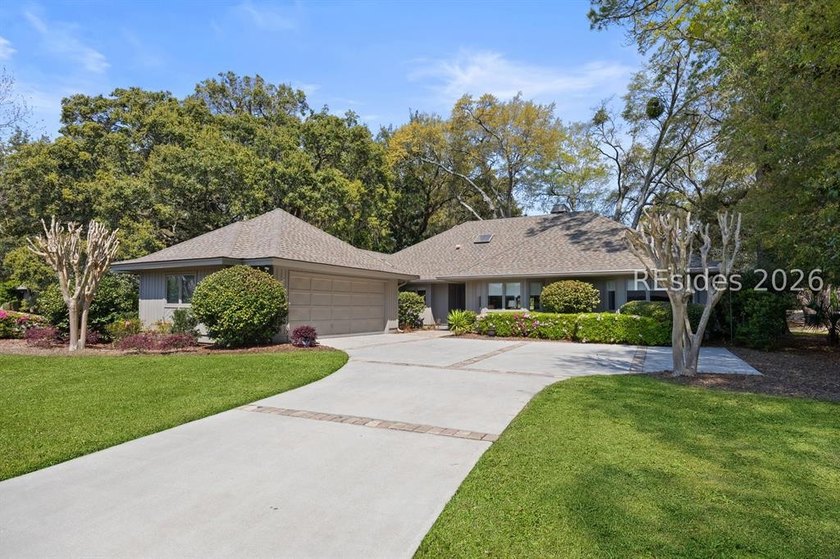 Totally remodeled, turn-key single-level home in Hilton Head - Beach Home for sale in Hilton Head Island, South Carolina on Beachhouse.com