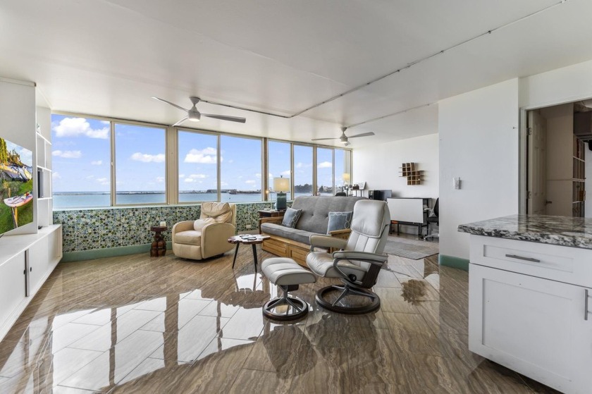 MILLION DOLLAR VIEW MAUI CONDO under $300k!!! Say what?!! Yes - Beach Condo for sale in Kahului, Hawaii on Beachhouse.com