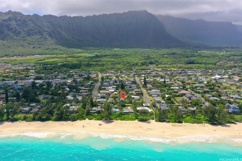 One minute to the water's edge on one of Oahu's most beautiful - Beach Home for sale in Waimanalo, Hawaii on Beachhouse.com