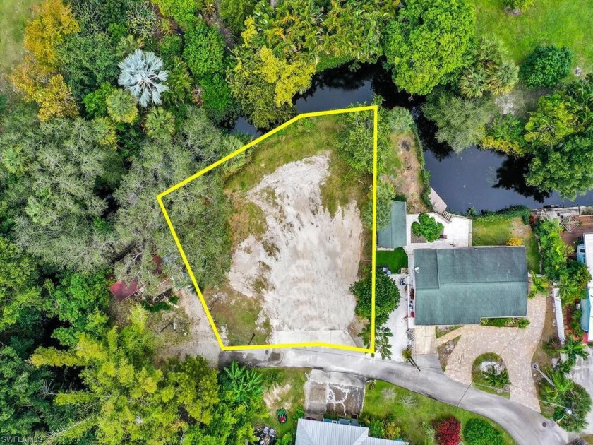 HIGHLY DESIRED LOCATION! This parcel is situated just one block - Beach Lot for sale in Bonita Springs, Florida on Beachhouse.com