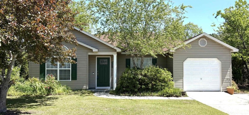 INGROUND SALT WATER POOL! Welcome to this charming 3-bedroom - Beach Home for sale in Myrtle Beach, South Carolina on Beachhouse.com