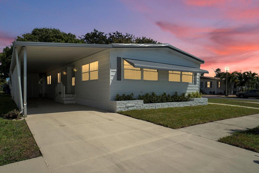 *** NOW OFFERED AT A NEW, LOWER PRICE ***- THIS REMODELED AND - Beach Home for sale in Deerfield Beach, Florida on Beachhouse.com